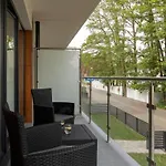 Little Laguna Sauna & Parking By Renters