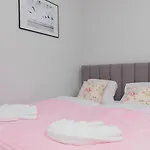 Little Laguna Sauna & Parking By Renters Apartmanhotel