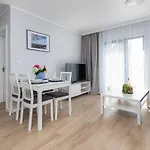 Little Laguna Sauna & Parking By Renters Międzywodzie