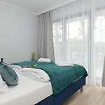 Little Laguna Sauna & Parking By Renters Apartmanhotel Międzywodzie