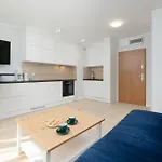 Apartmanhotel Little Laguna Sauna & Parking By Renters 4*
