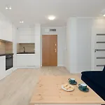 Little Laguna Sauna & Parking By Renters