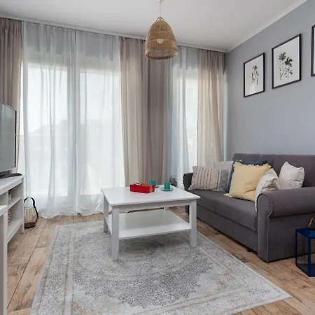 Little Laguna Sauna & Parking By Renters Aparthotel 4*