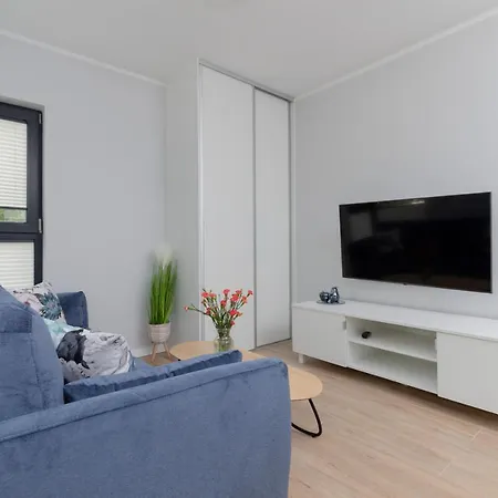 Little Laguna Sauna & Parking By Renters