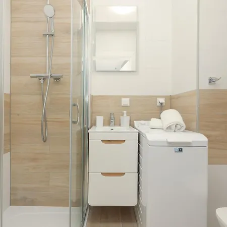 Little Laguna Sauna & Parking By Renters Aparthotel 4*