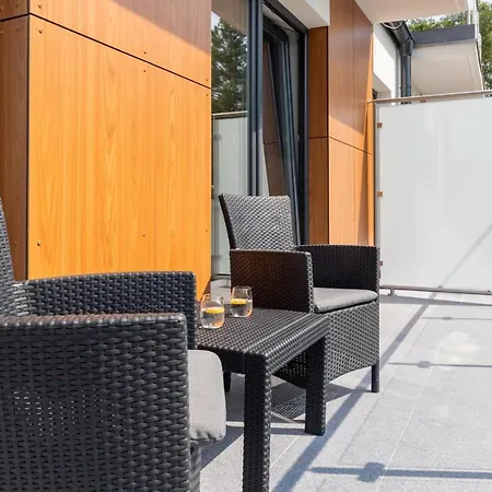 Little Laguna Sauna & Parking By Renters شقة فندقية