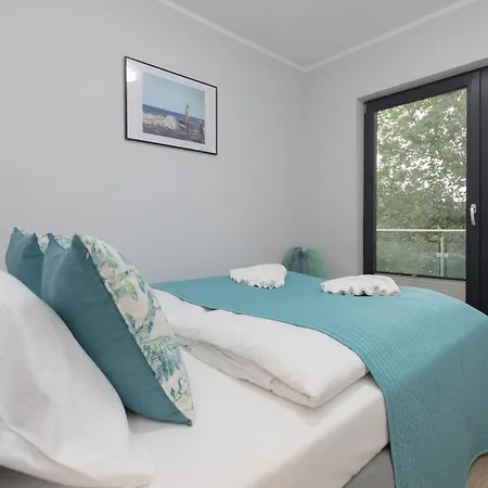 Little Laguna Sauna & Parking By Renters